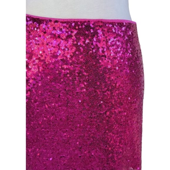 Lulu's Come My Way Magenta Sequin Mini Skirt Size Medium - Picture 3 of 7